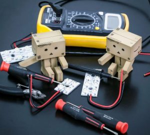 unboxing a multimeter 